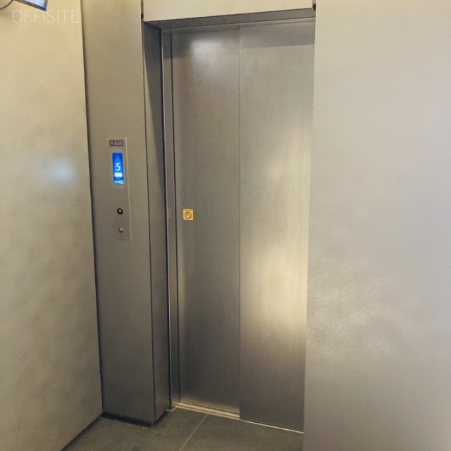 GINZA MIYAKOビル エレベーター
