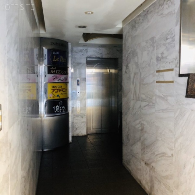 TS池之端ビル エントランス