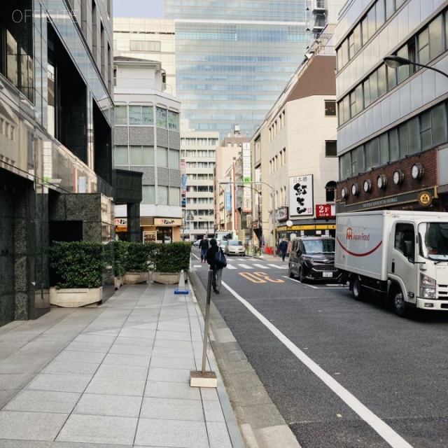 池伝ビル ビル前面道路