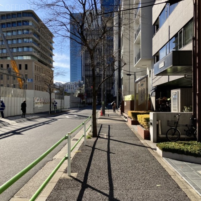 芝浦TYビル 前面歩道