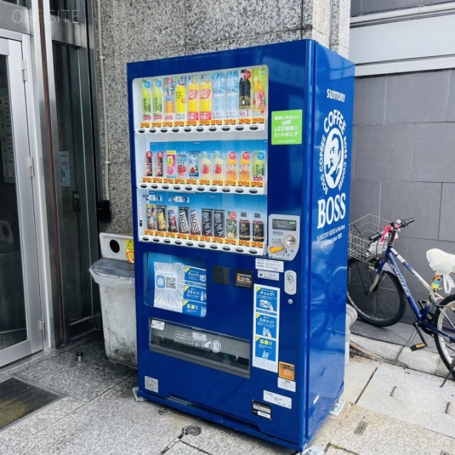 丸元ビル 自動販売機