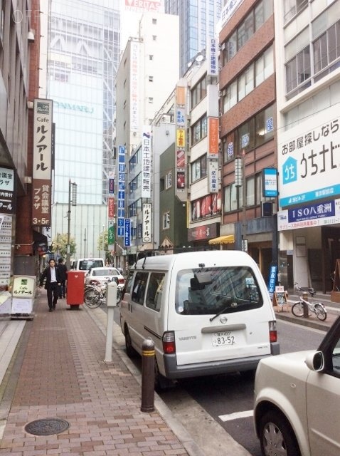 MTエステートビル ビル周辺道路