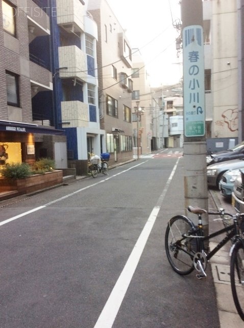 アビストビル ビル周辺道路