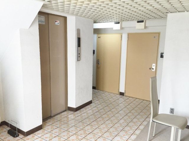 アイビービル エレベーター