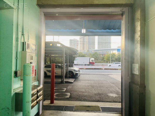 第5井上ビル エントランス