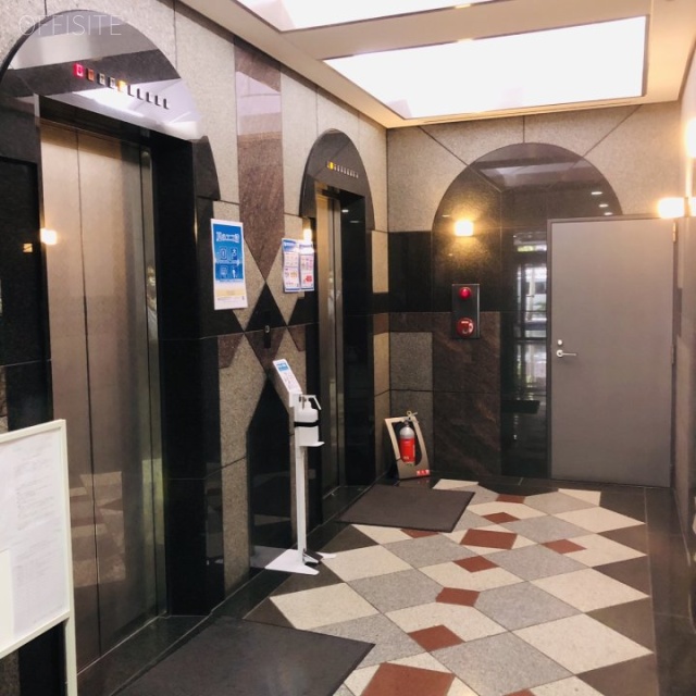 KDX神田駅前ビル　エントランス