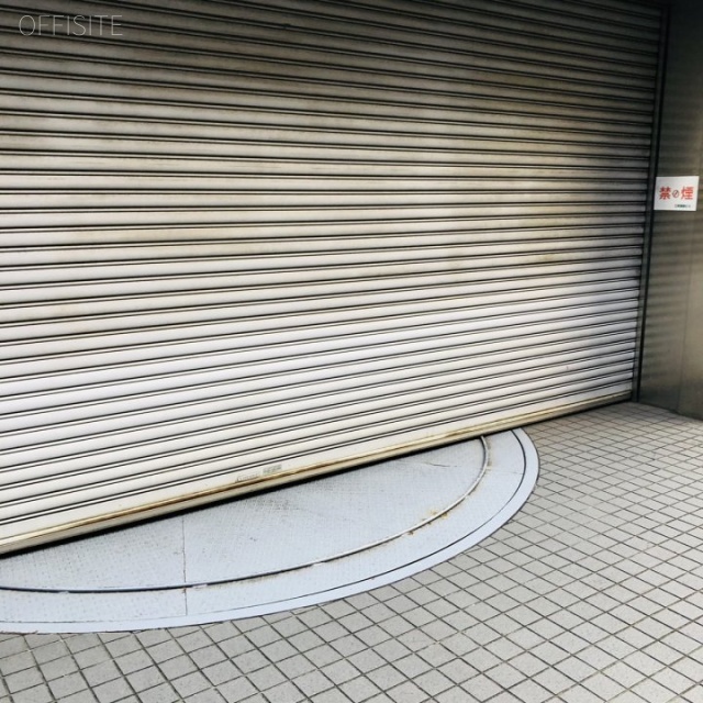 三和港南ビル　駐車場