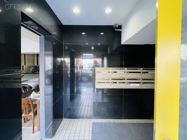 ミツオ湯島ビル　エントランス