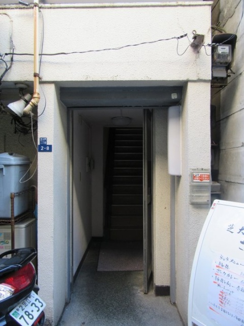芝大門2丁目店舗ビル エントランス