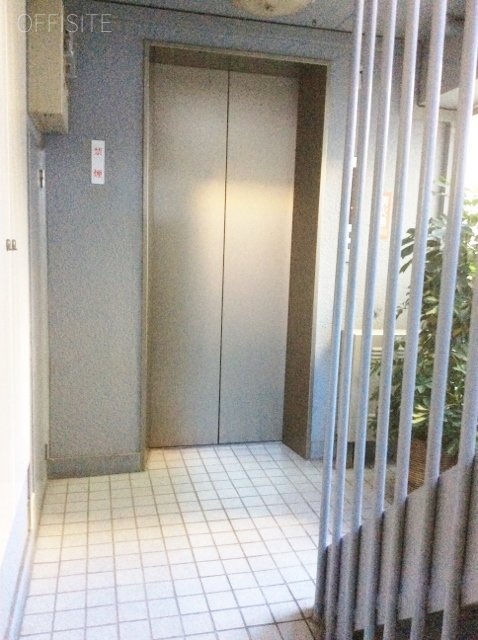 広尾186ビル エレベーターホール