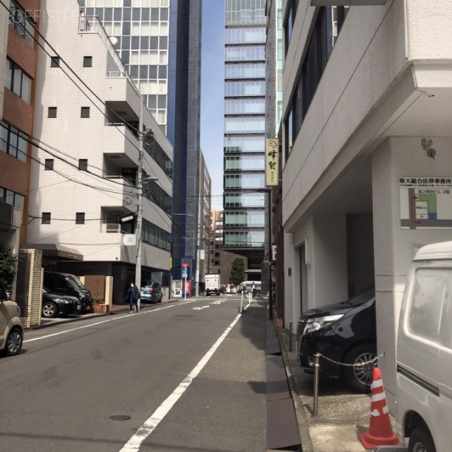 押田ビル ビル前面道路