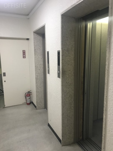 金盃第3ビル エレベーター