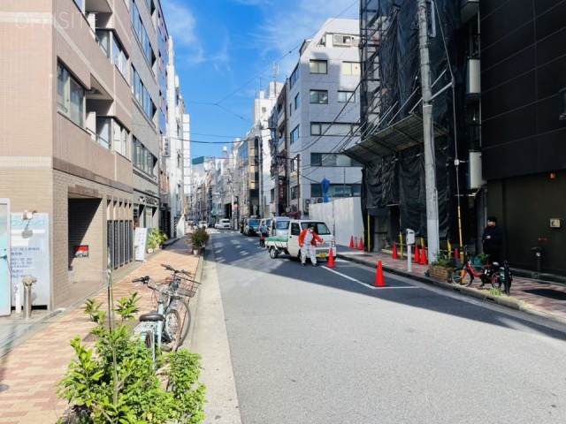 FPG links OTEMACHI 前面道路