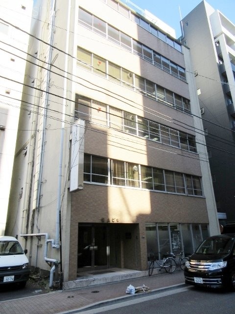 鈴友ビル 外観