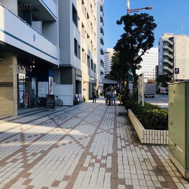 門前仲町レジデンス参番館 ビル前面道路