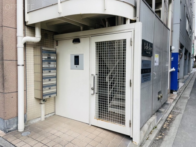 ベルファース浅草ビル　オフィスビル出入口