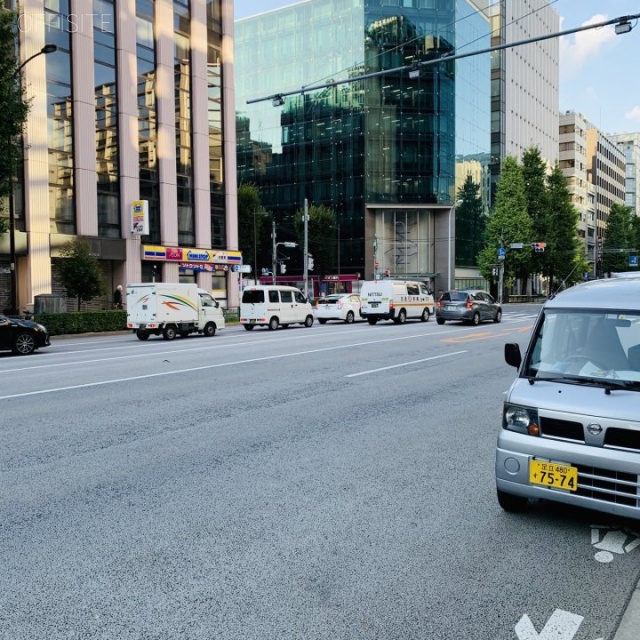 NK内神田 ビル前面道路