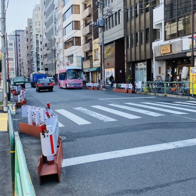 BSR秋葉原 ビル前面道路