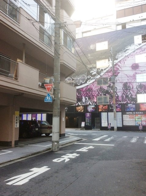 タカヨビル ビル前面道路