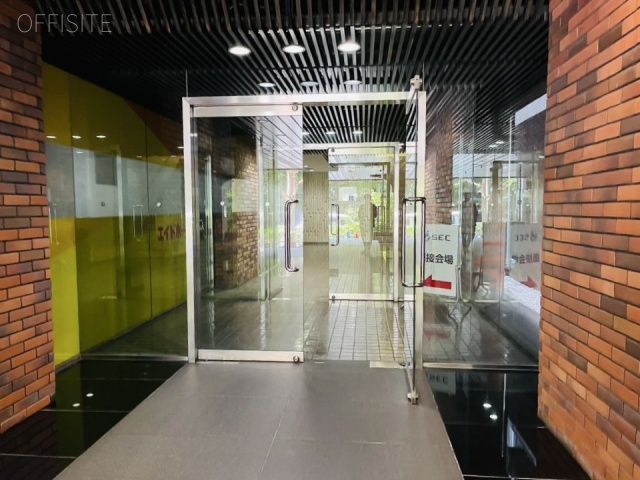 ハイネスロフティー　エントランス