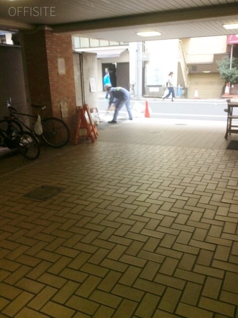 三共富士見ビル エントランス