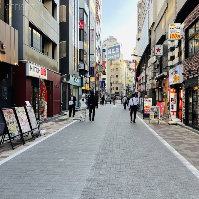 日宝神田イースト 前面道路