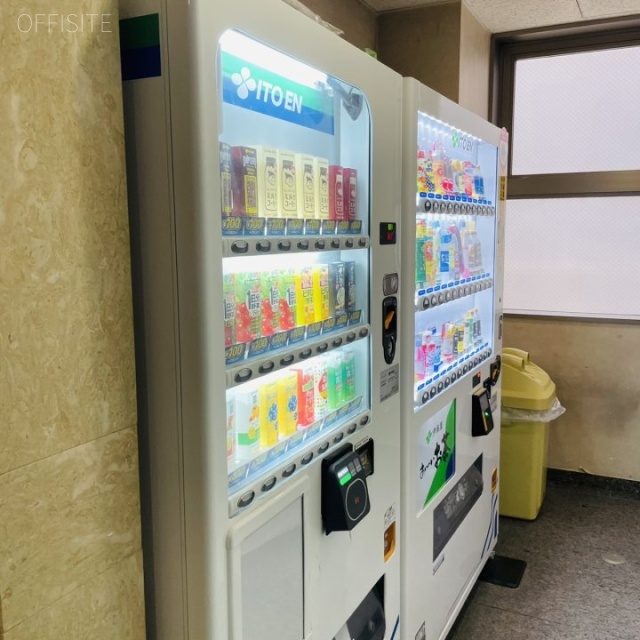 久屋パークサイドビル 自動販売機