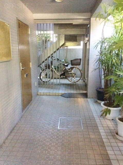 広尾186ビル エントランスホール