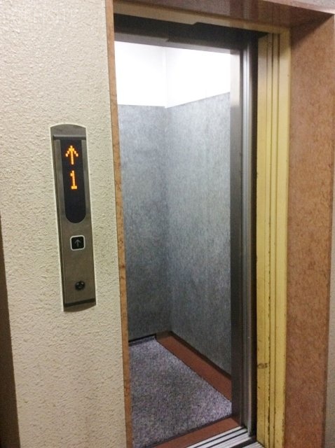 三共富士見ビル エレベーター