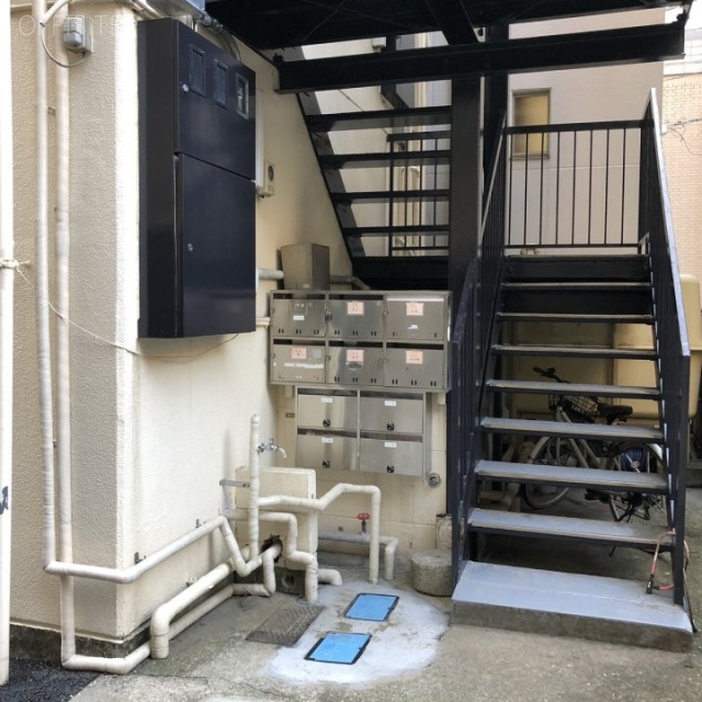 Cooee麹町 エントランス
