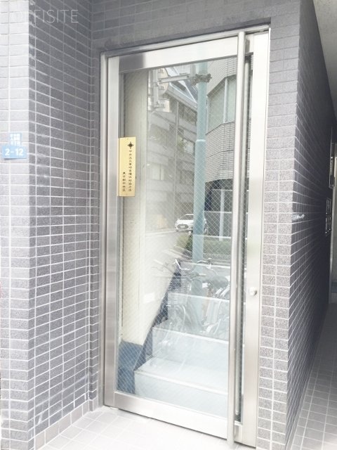 松屋ビル エントランス