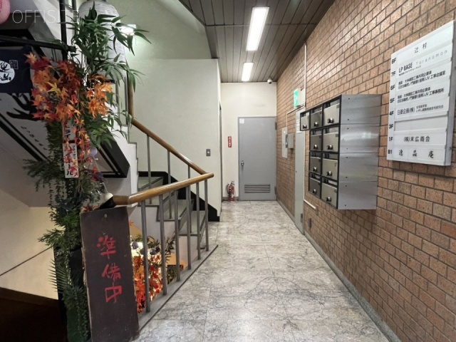 末広ビル　エントランス