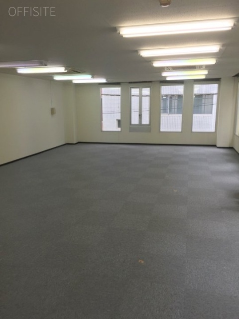 岩崎ビル 3階 32.34坪　室内