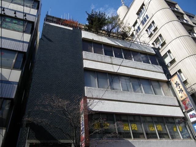 なる巳ビル　外観