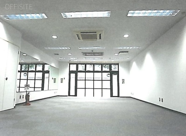 神宮前フォレストビル 2階 37.56坪　室内