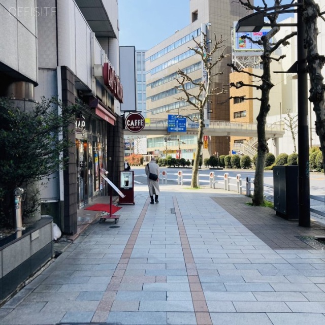 メットライフ神田須田町ビル 前面歩道