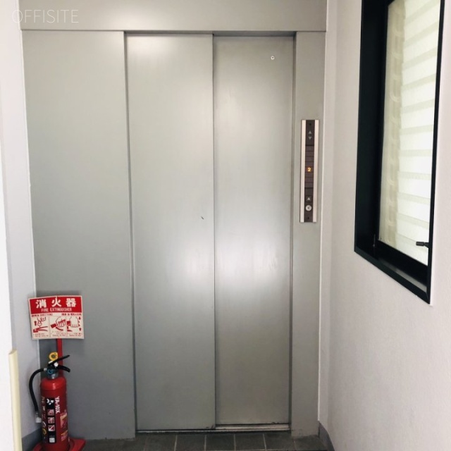 オーナメントビル エレベーター