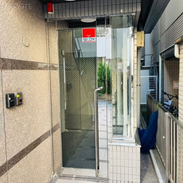 NTビル エントランス