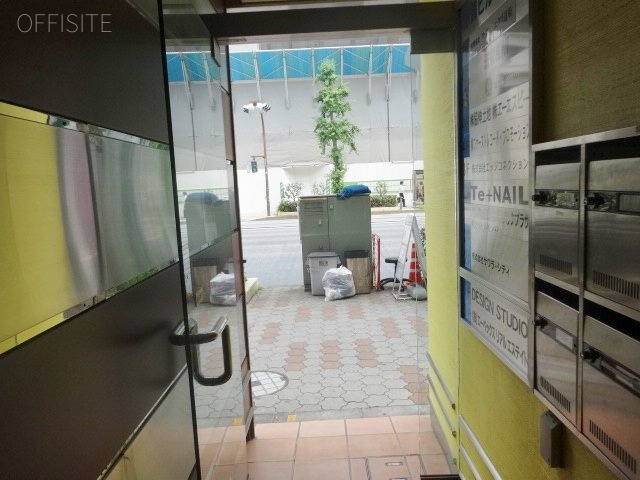 永峰ビル　エントランス