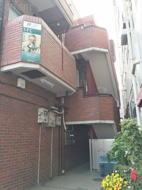鳥居ビル 外観