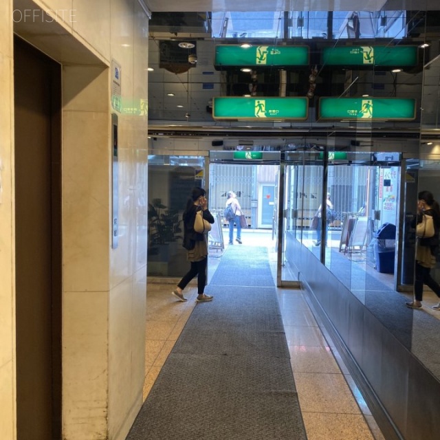 田園新宿ビル エントランス