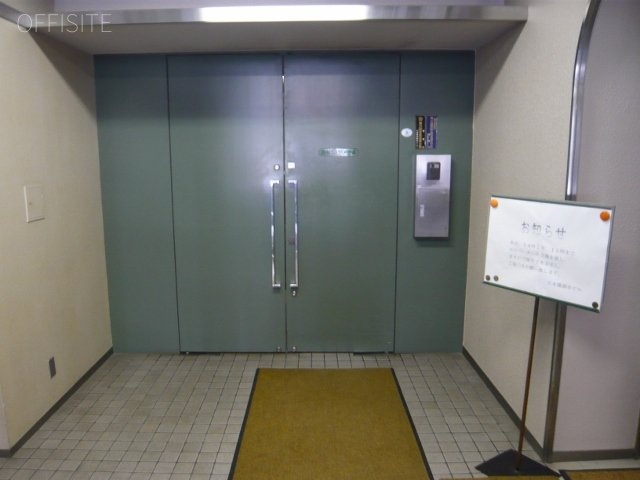 日本橋御幸ビル エントランス