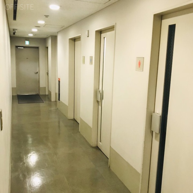 住友生命西新橋ビル エントランス