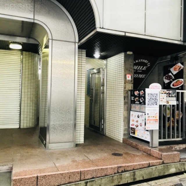 新栄宮益ビル エントランス