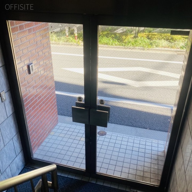 吉川ビル エントランス