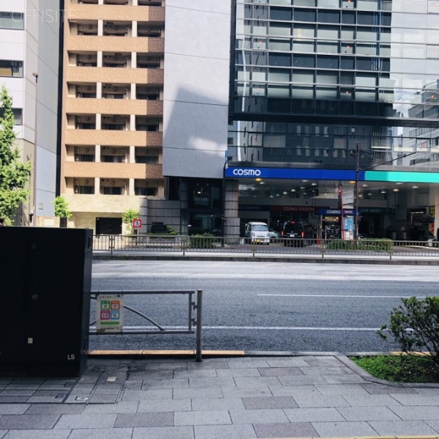 芝アビタシオンビル　ビル前面道路