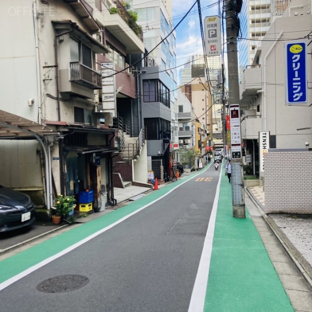 レドンドビル 2階 61.73坪　前面道路