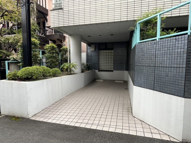 K&M代々木公園　駐車場