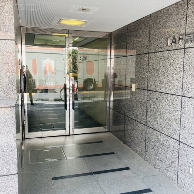 TAF京橋ビル エントランス