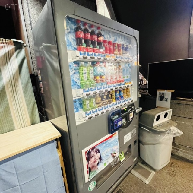 D&F御茶ノ水ビル　自動販売機